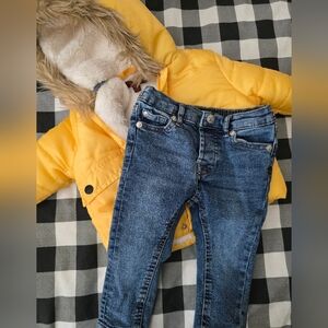7 For All Mankind Yellow Jacket and Blue Skinny Jeans Set